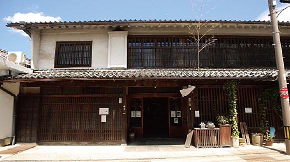 株式会社酒持田本店