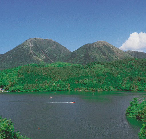 三瓶山・浮布池